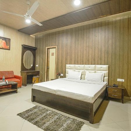 Hotel Hk Continental Amritsar Bagian luar foto