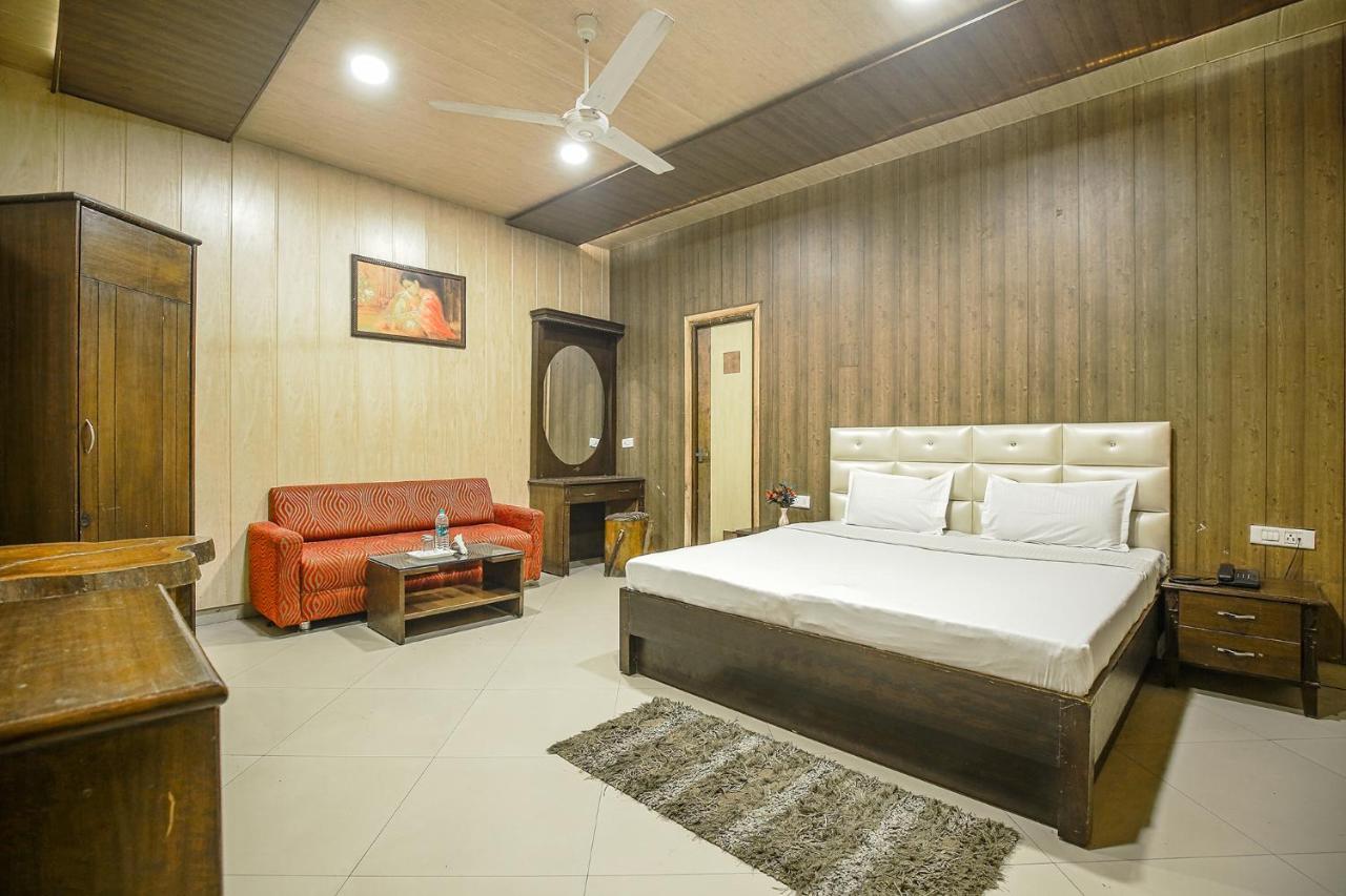 Hotel Hk Continental Amritsar Bagian luar foto