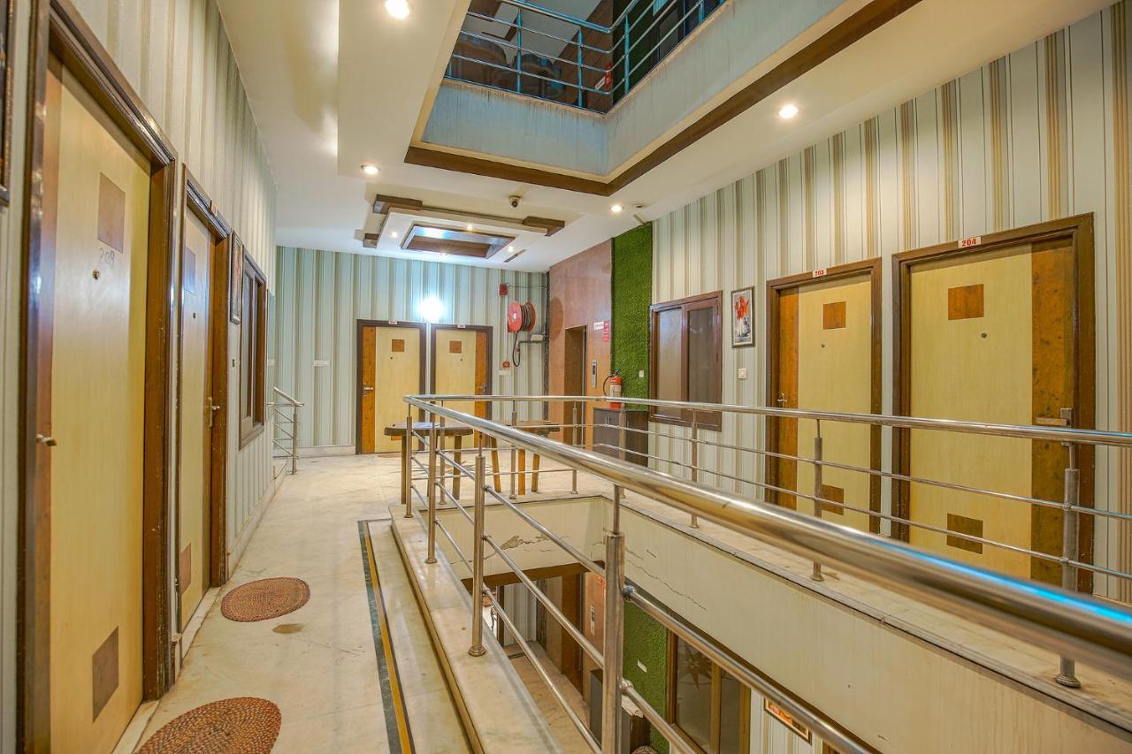 Hotel Hk Continental Amritsar Bagian luar foto