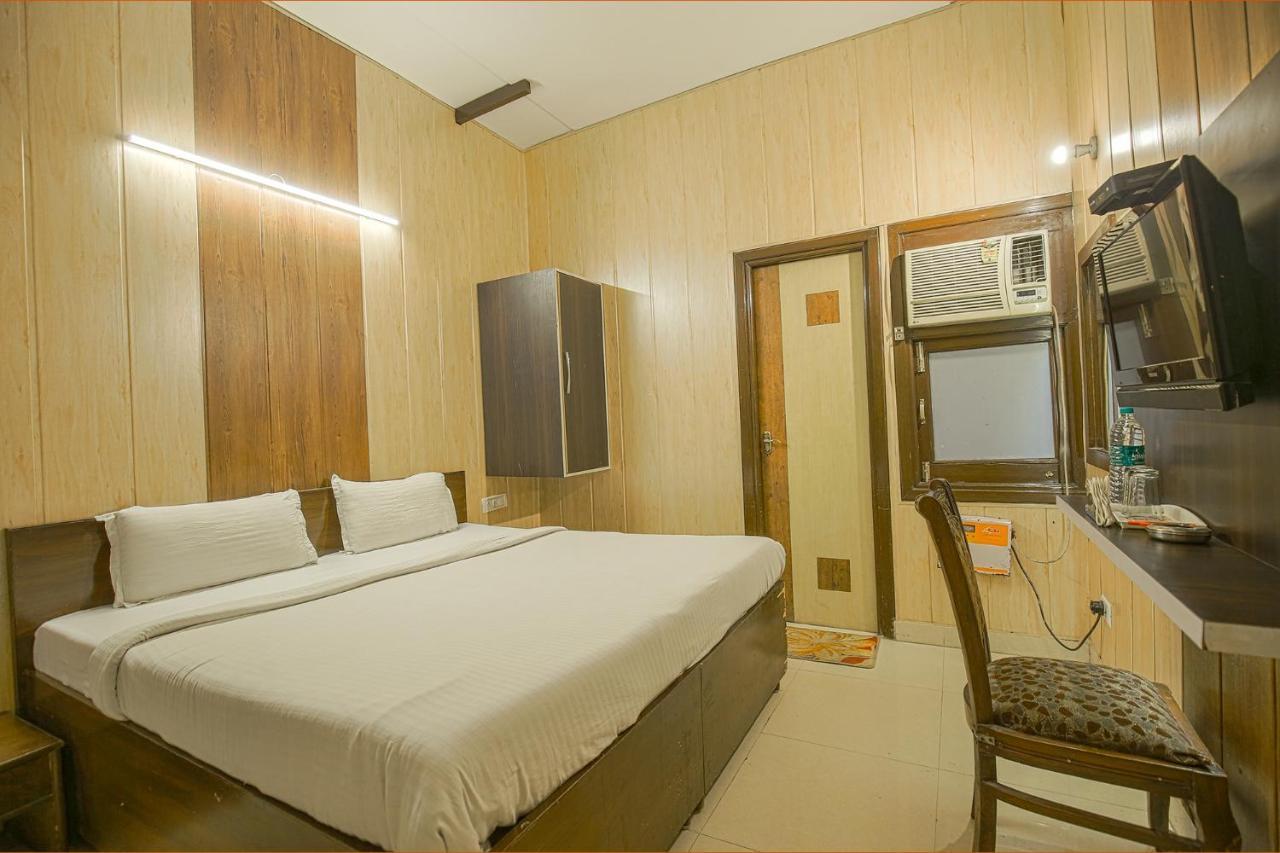 Hotel Hk Continental Amritsar Bagian luar foto