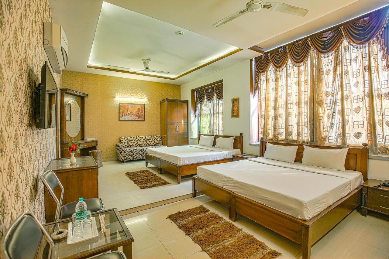 Hotel Hk Continental Amritsar Bagian luar foto