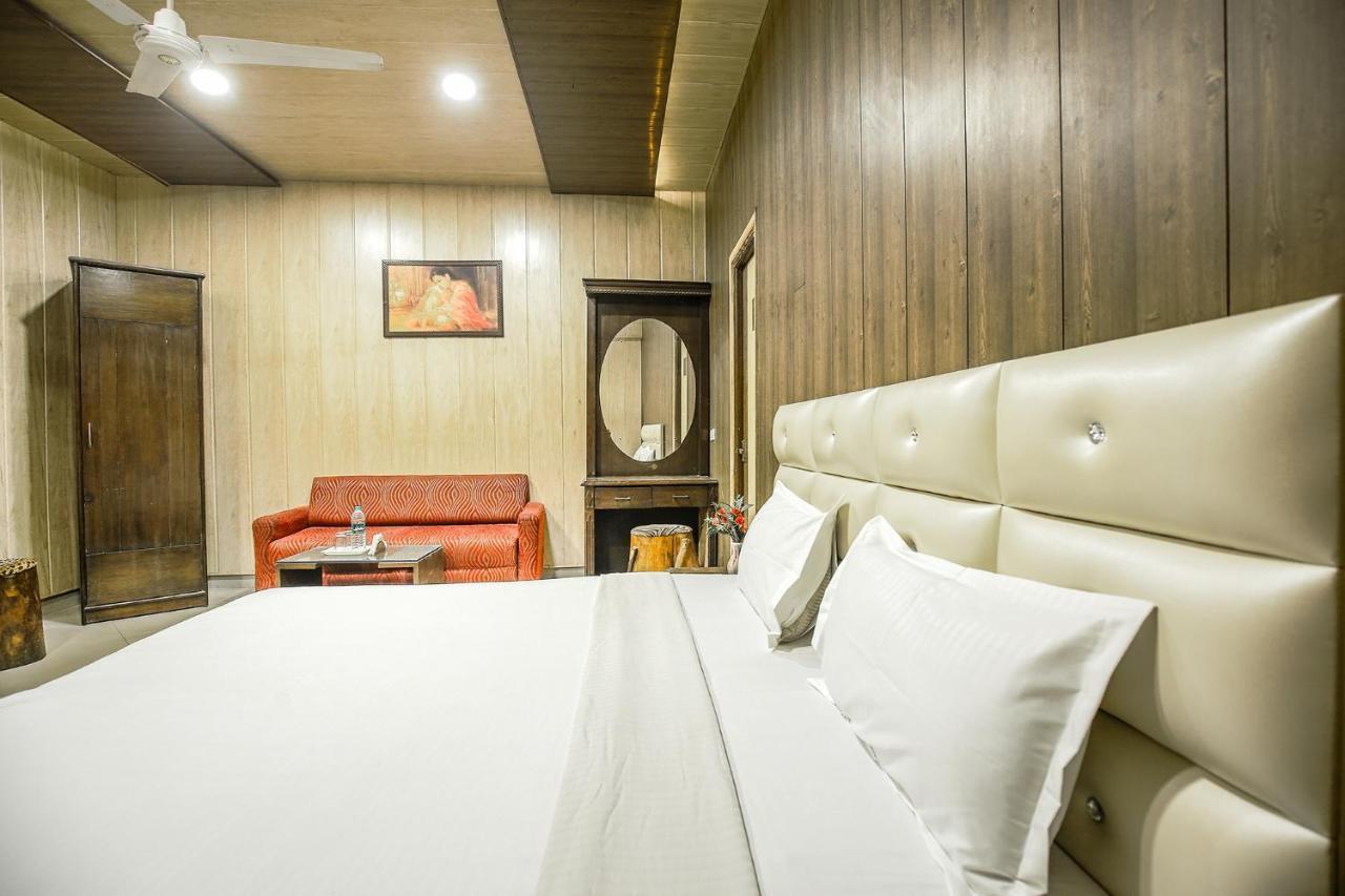 Hotel Hk Continental Amritsar Bagian luar foto