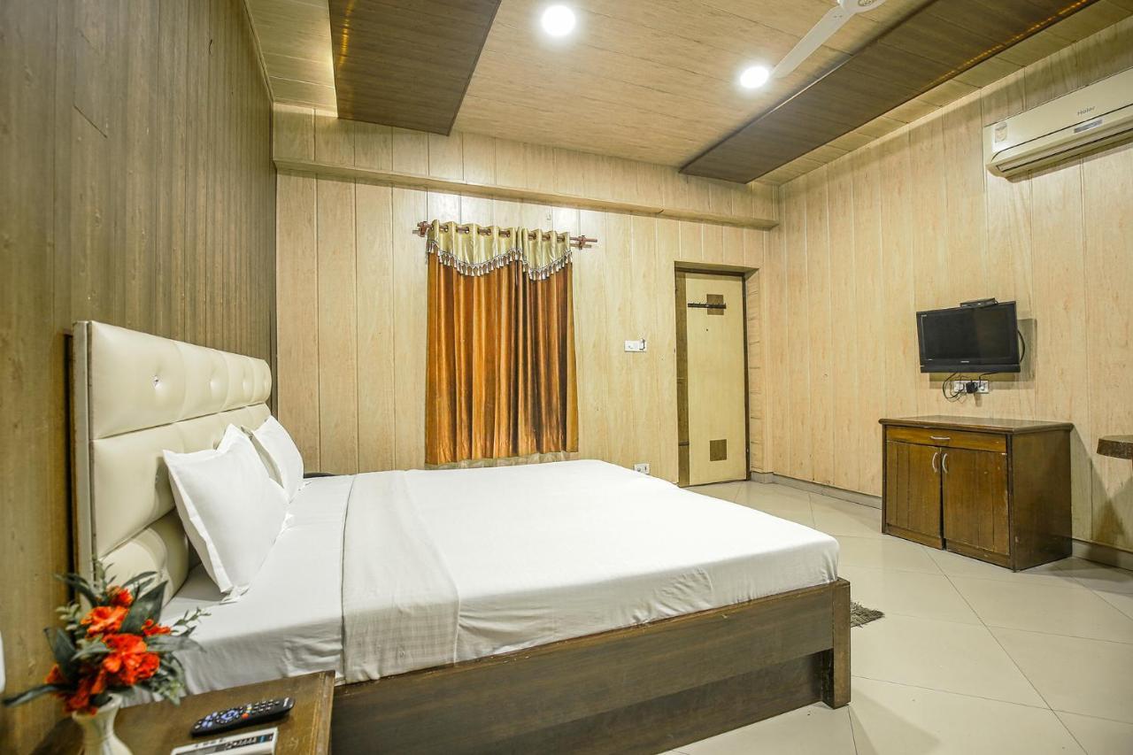 Hotel Hk Continental Amritsar Bagian luar foto