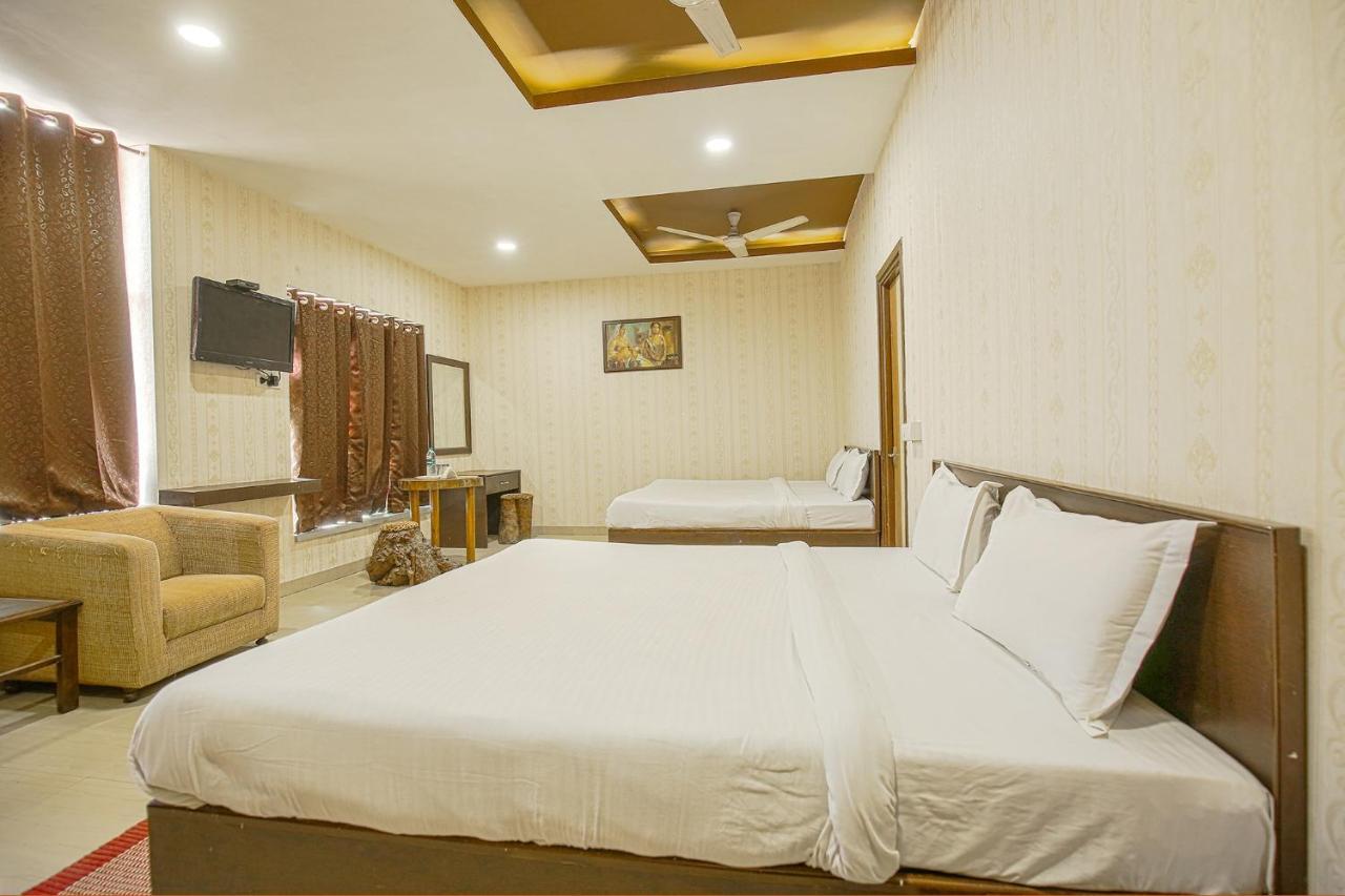 Hotel Hk Continental Amritsar Bagian luar foto