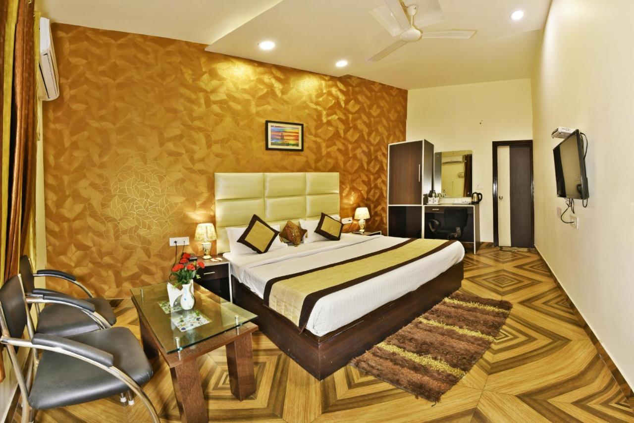 Hotel Hk Continental Amritsar Bagian luar foto