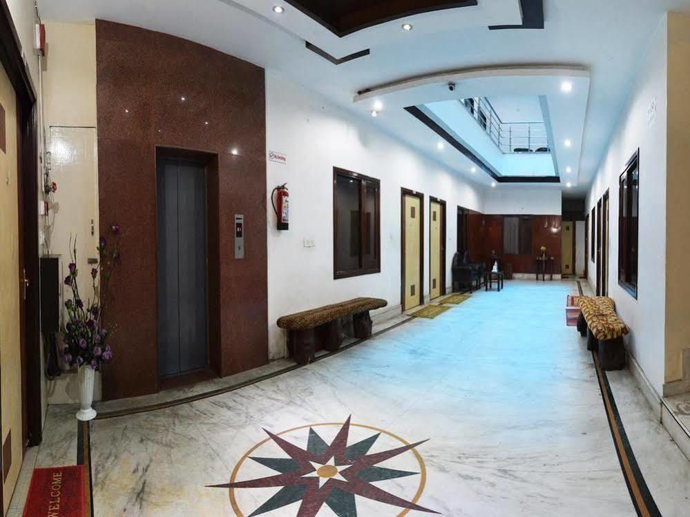 Hotel Hk Continental Amritsar Bagian luar foto