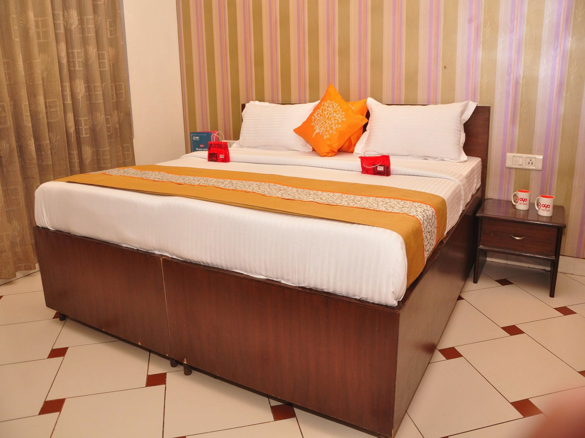 Hotel Hk Continental Amritsar Bagian luar foto